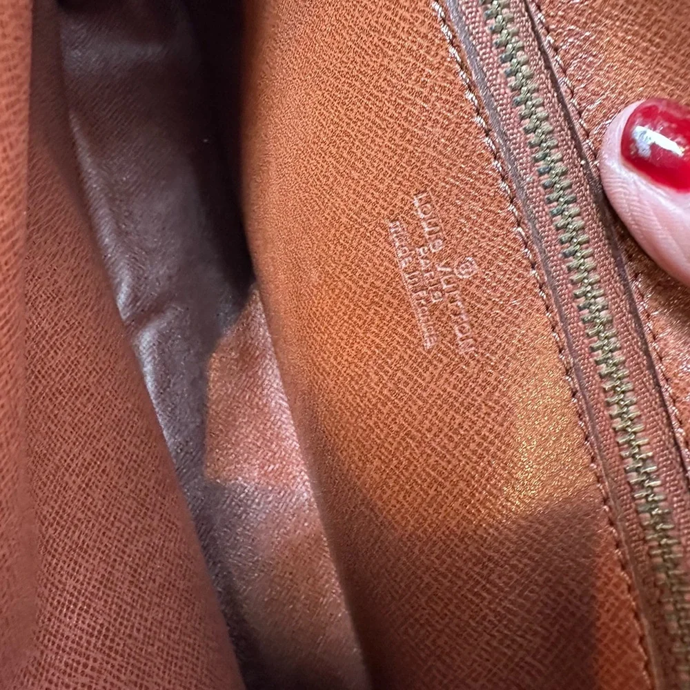 Auth Louis Vuitton Monogram Trocadero 24M51276